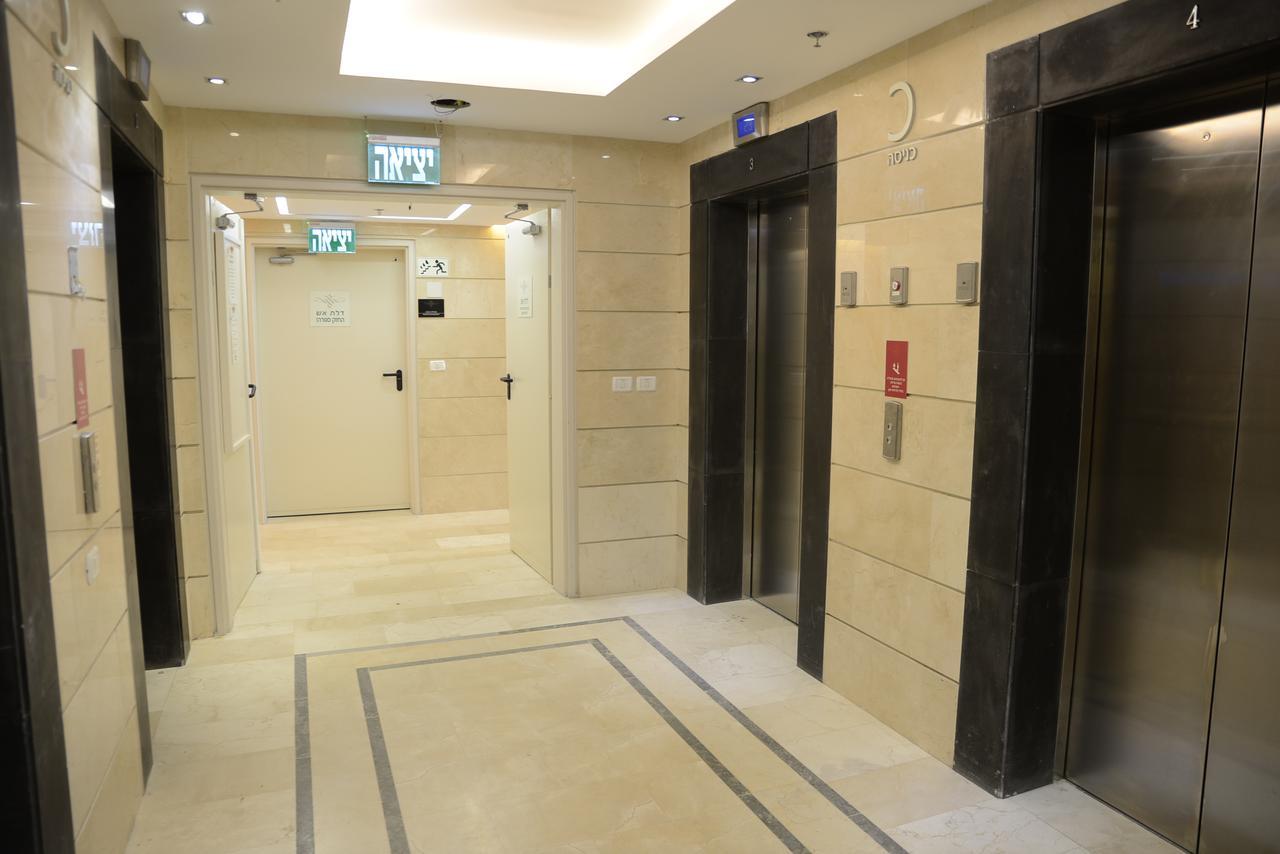 Saidoff, Amazing 4 Bedroom 3 Bath In City Center, Pool, Parking!!! Ierusalim Exterior foto