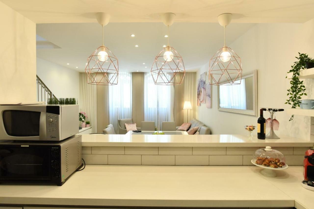 Saidoff, Amazing 4 Bedroom 3 Bath In City Center, Pool, Parking!!! Ierusalim Exterior foto