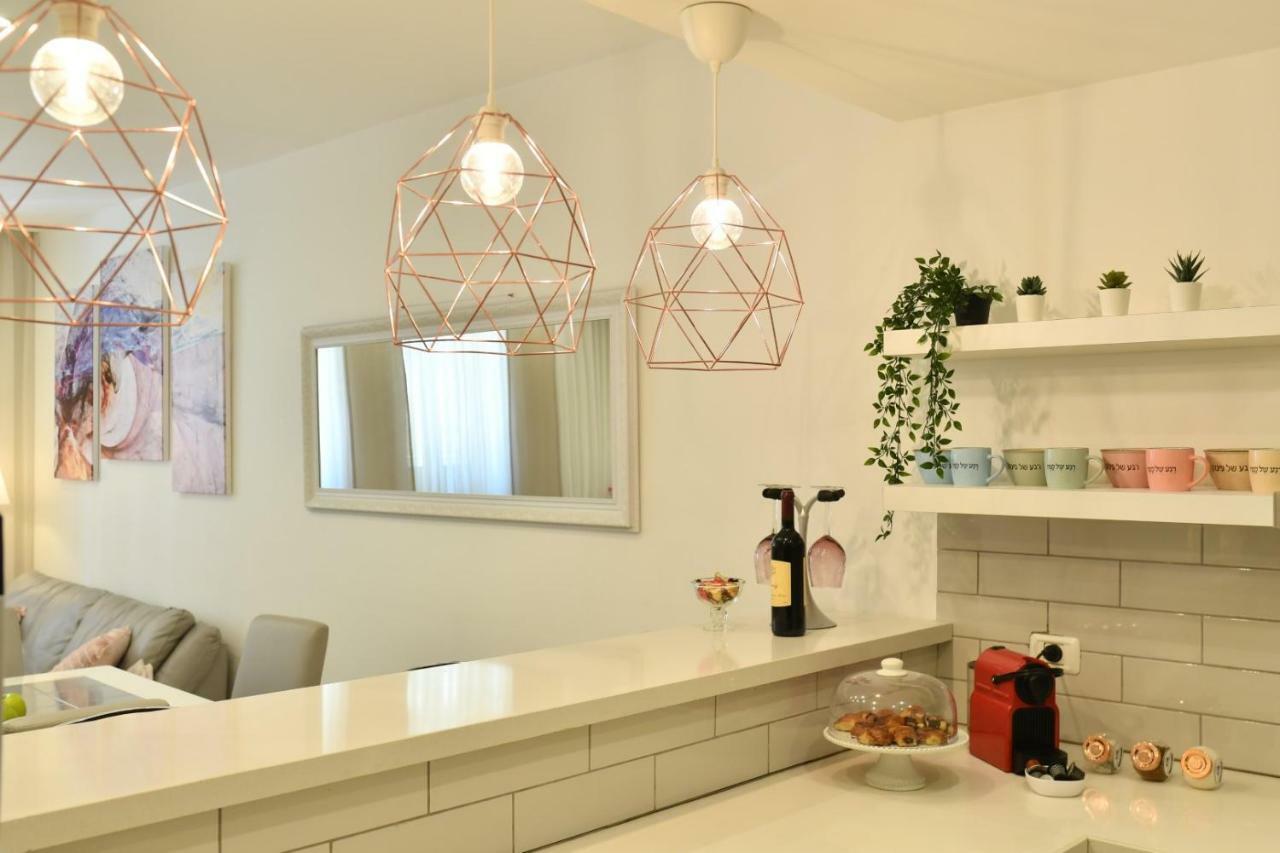 Saidoff, Amazing 4 Bedroom 3 Bath In City Center, Pool, Parking!!! Ierusalim Exterior foto